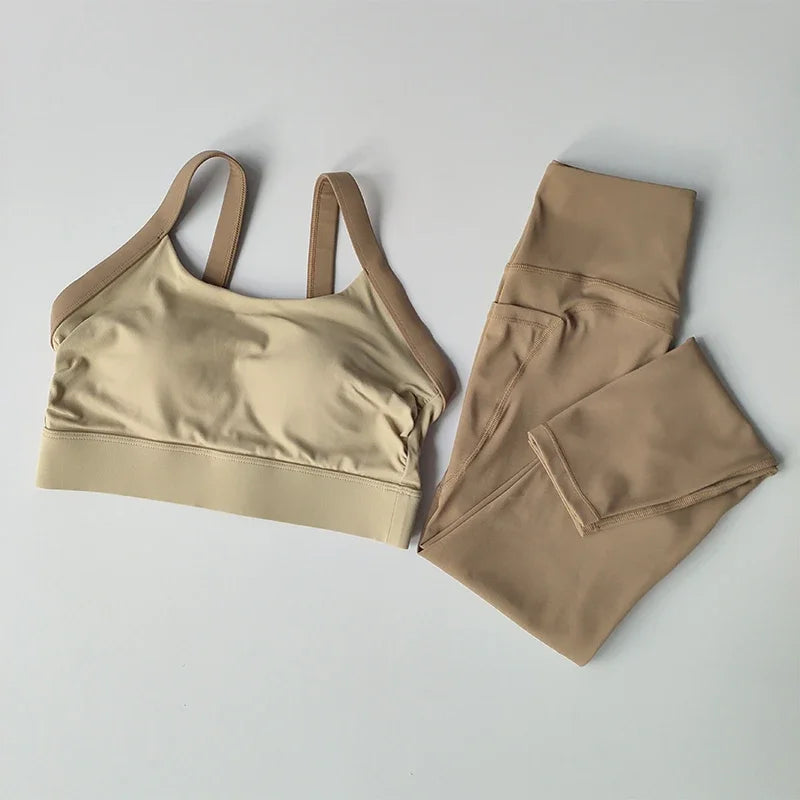2PCS High-Intensity Yoga Set - Cross Back Top & Hip-Lifting Leggings